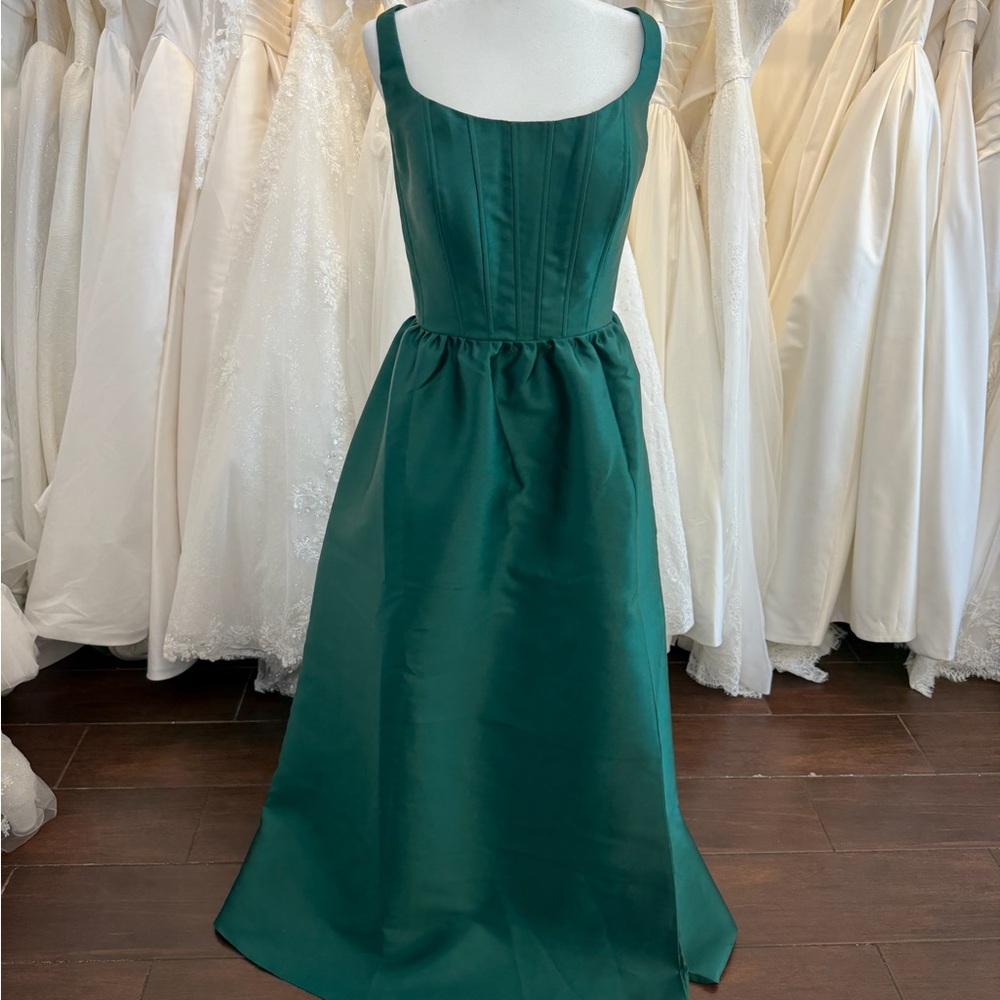 Emerald Green Sleeveless Gown